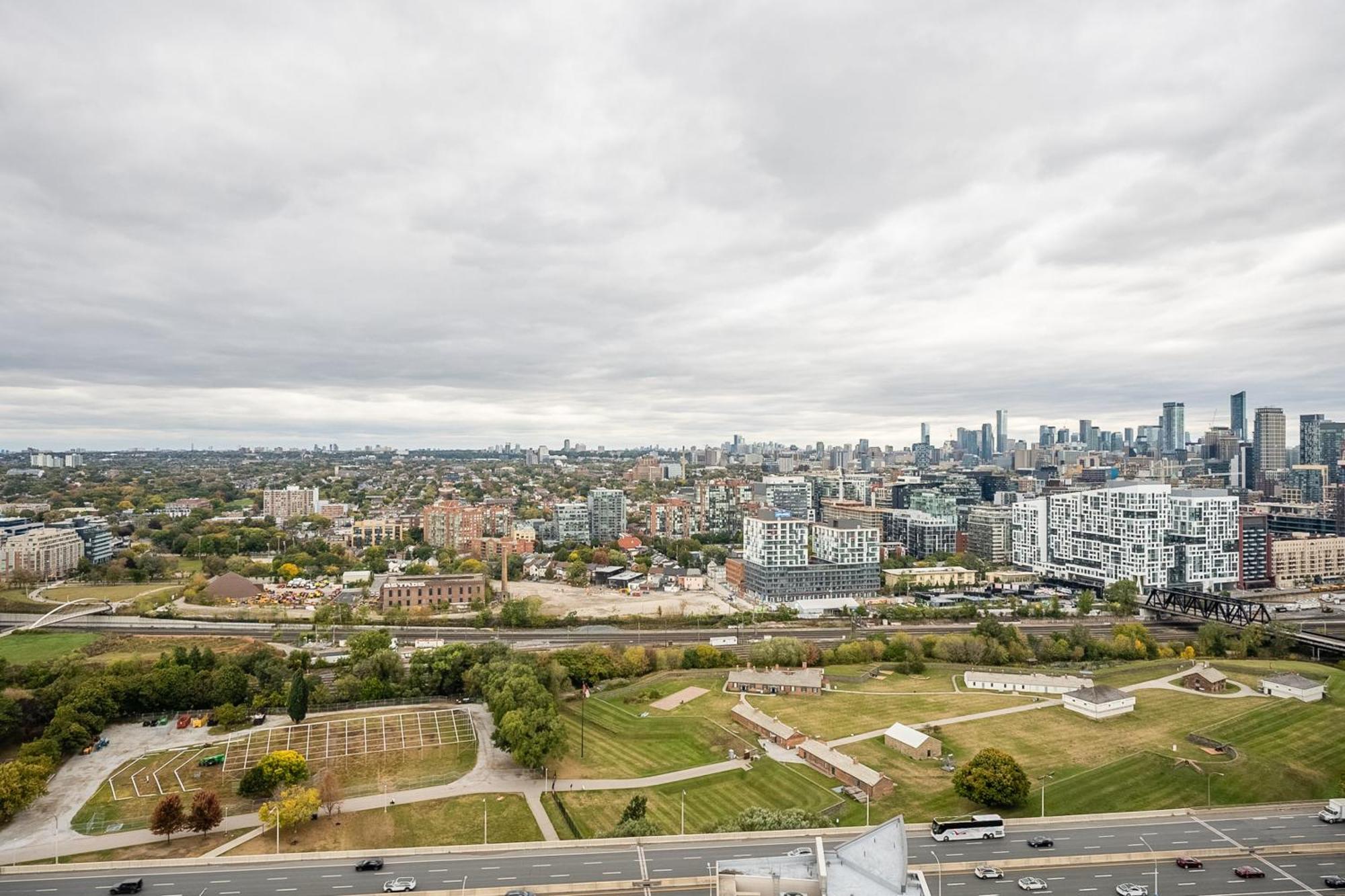 Rivetstays - The Neptune Toronto Ngoại thất bức ảnh
