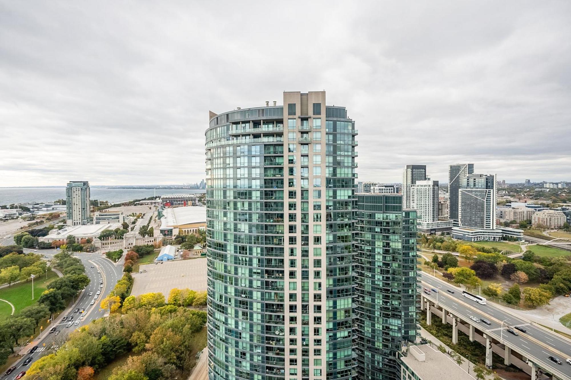 Rivetstays - The Neptune Toronto Ngoại thất bức ảnh