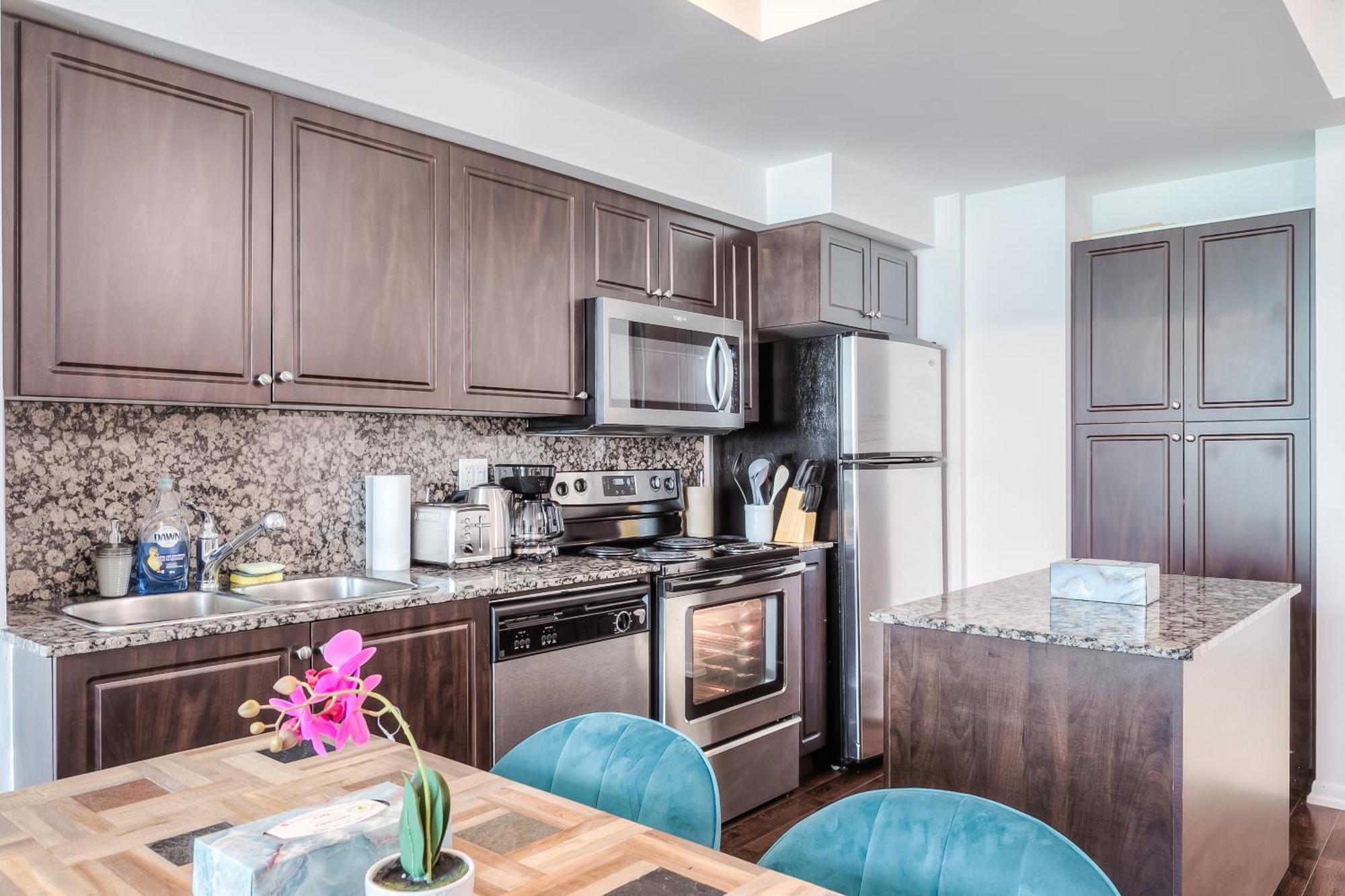 Rivetstays - The Neptune Toronto Ngoại thất bức ảnh