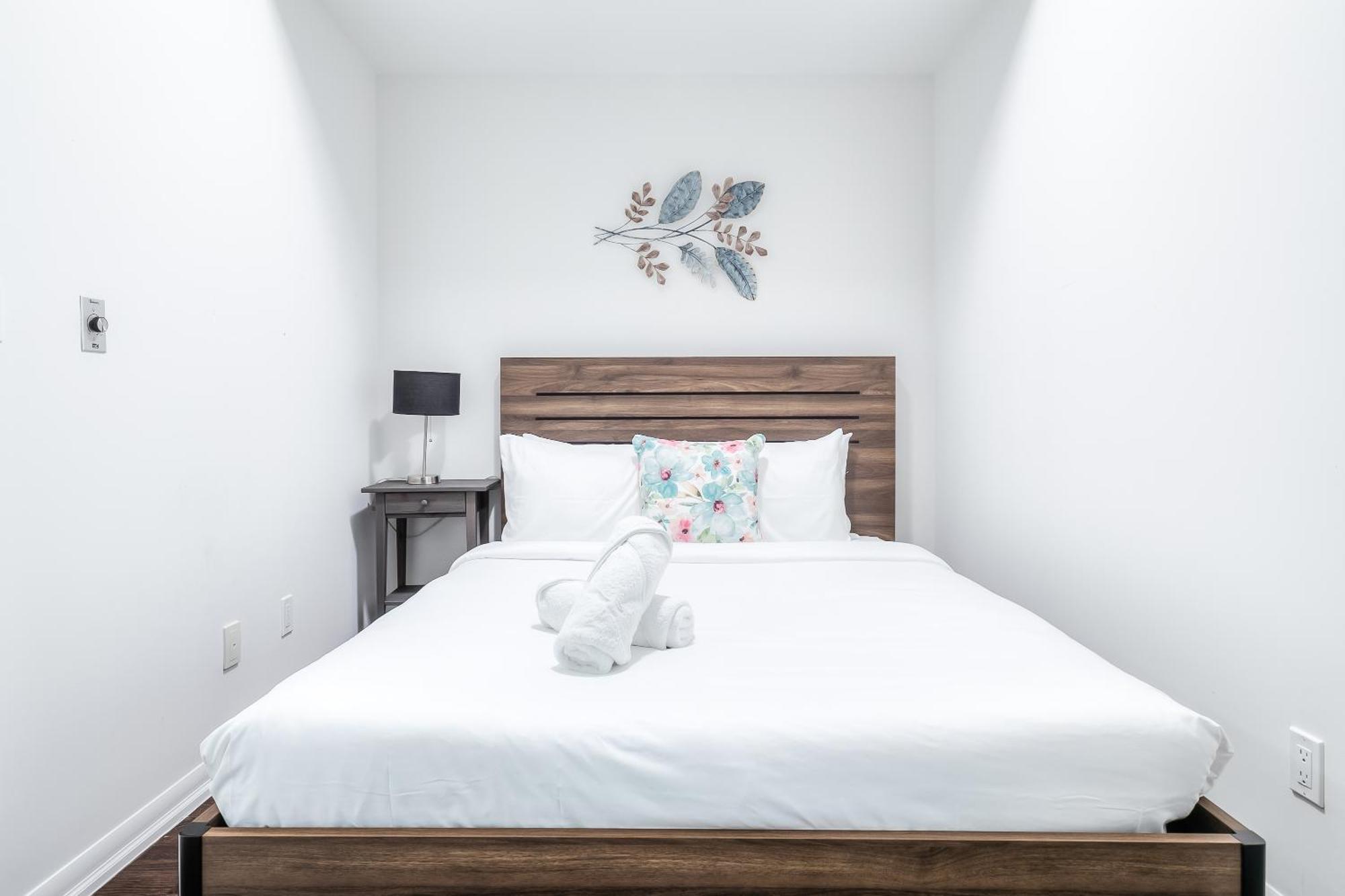 Rivetstays - The Neptune Toronto Ngoại thất bức ảnh